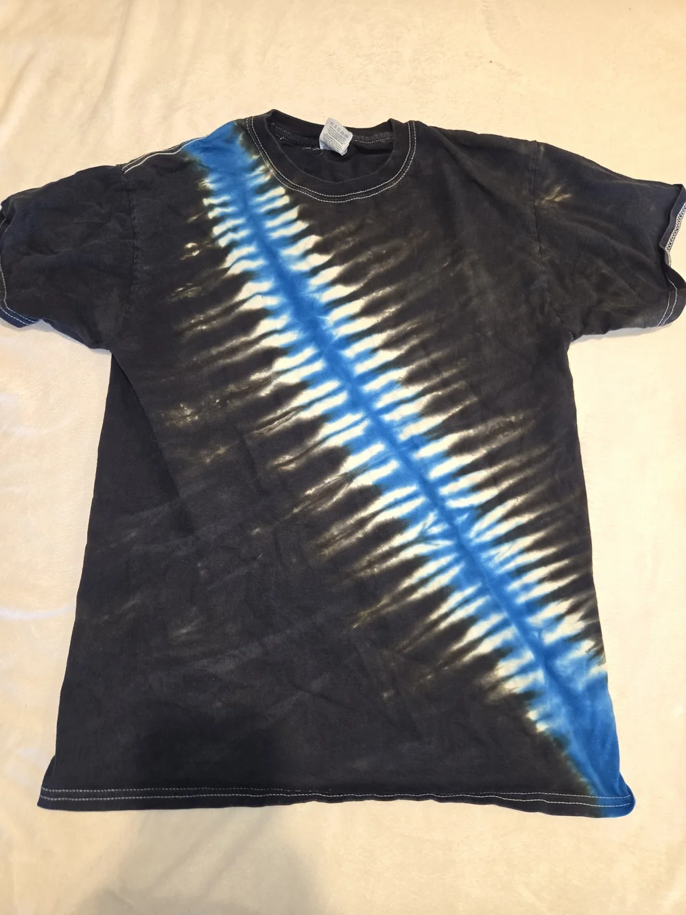 Fruit of the Loom Black Tie-Dye Tee with Blue and White Diagonal Stripe